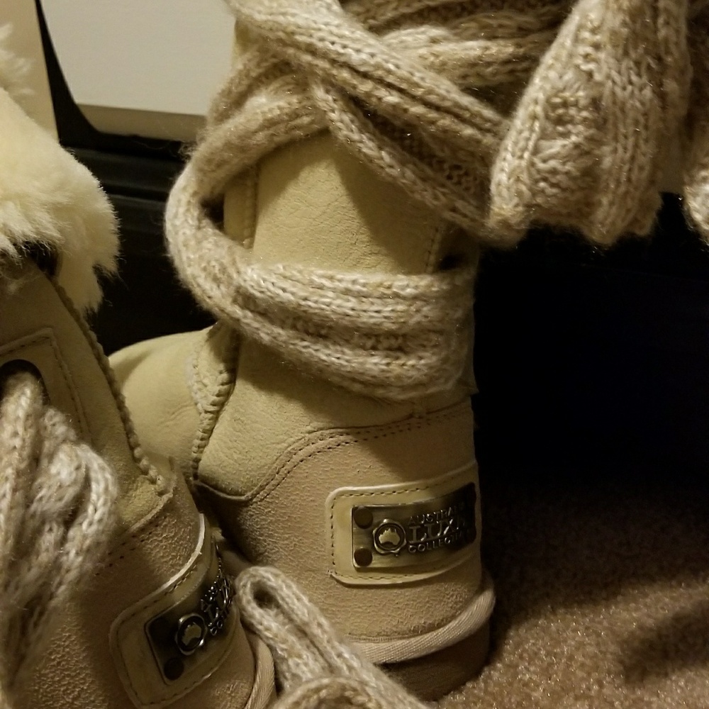 Austra lux boots